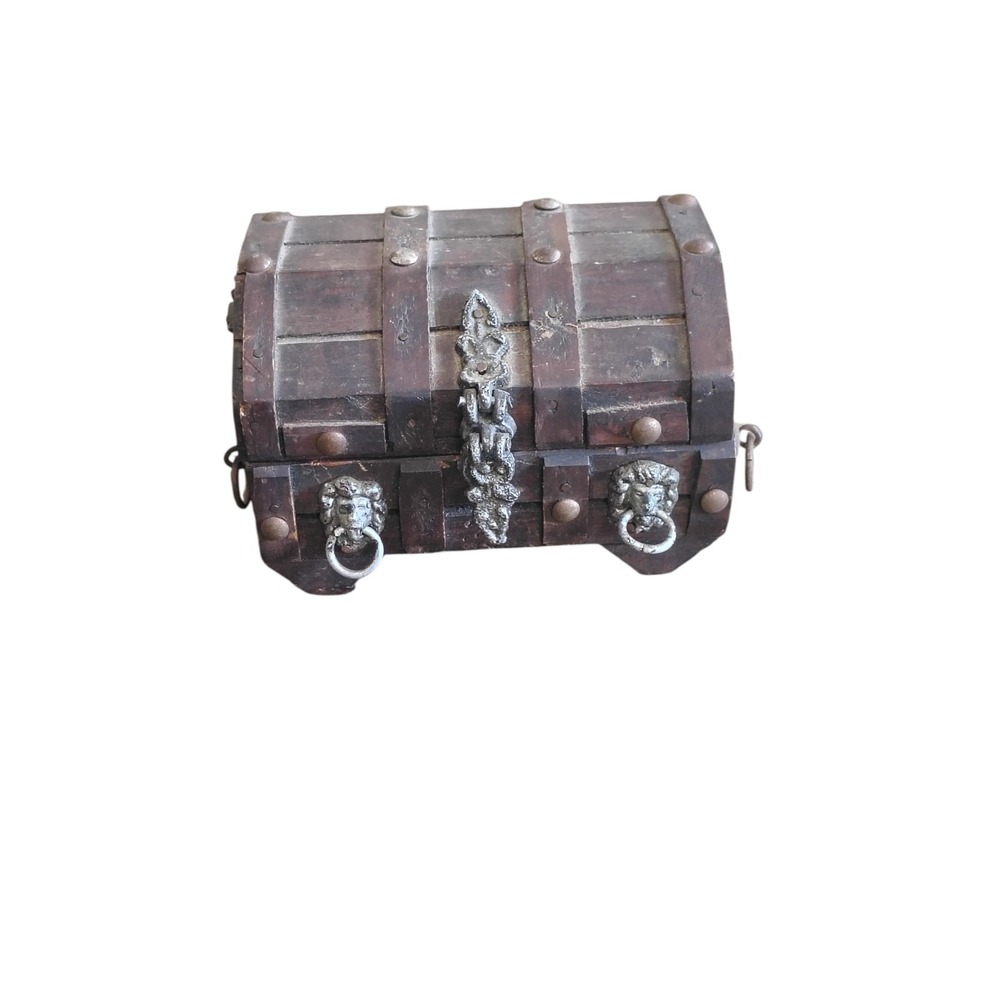 Vintage Wooden Treasure Chest Jewelry Box – Gothic Lion Head‎ Metal Accents